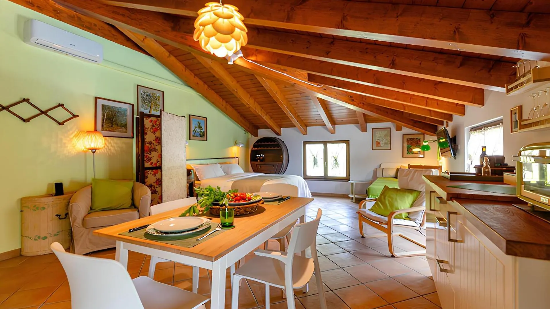 Villa Il Laghello Wood House à Framura Italie