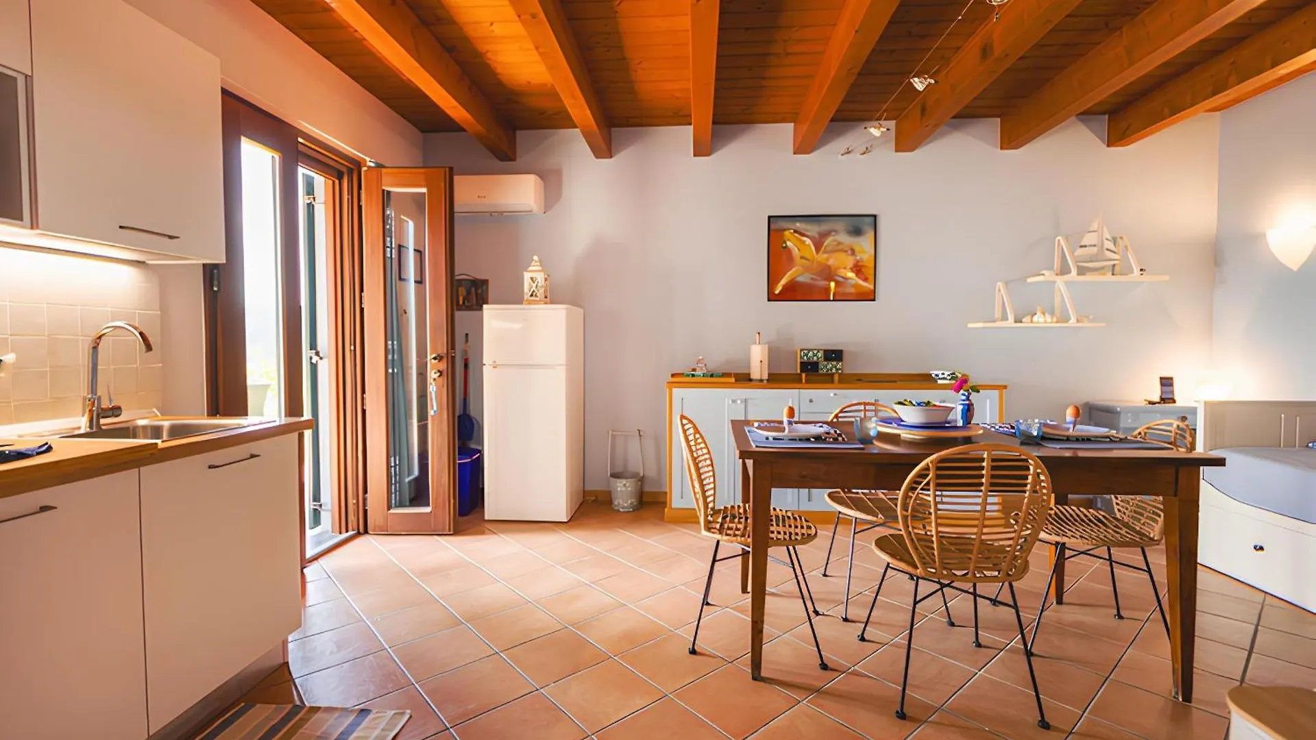 Vila Il Laghello Wood House Framura Farma
