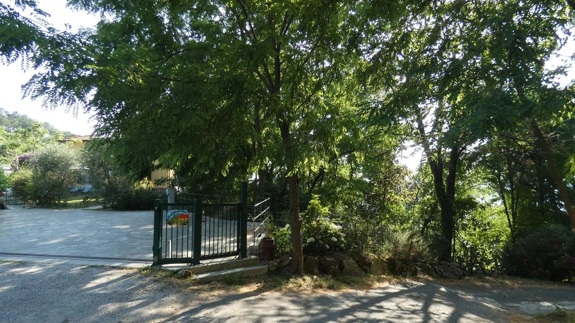 Villa Il Laghello Wood House à Framura Italie