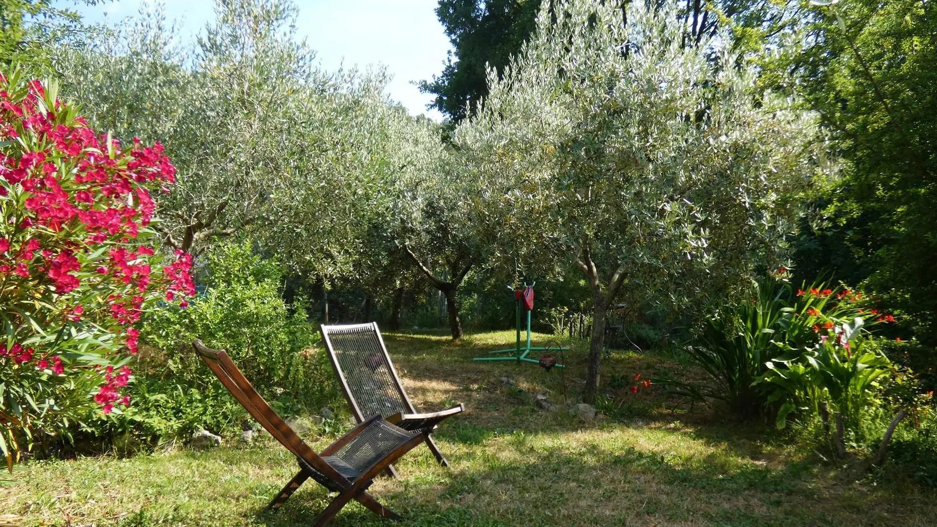 Villa Il Laghello Wood House à Framura Italie