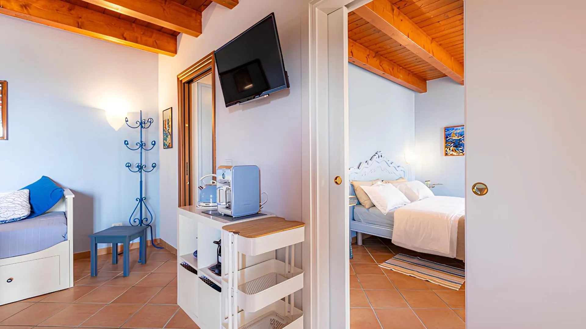 Villa Il Laghello Wood House Framura Agroturismo
