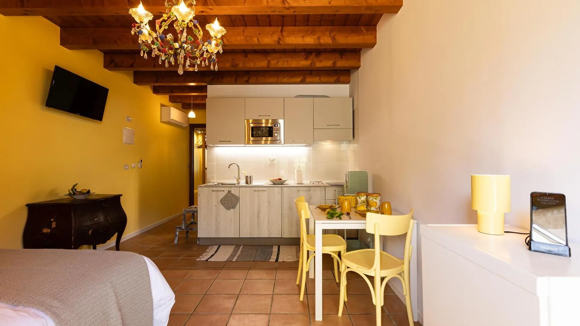 Villa Il Laghello Wood House Framura Italia