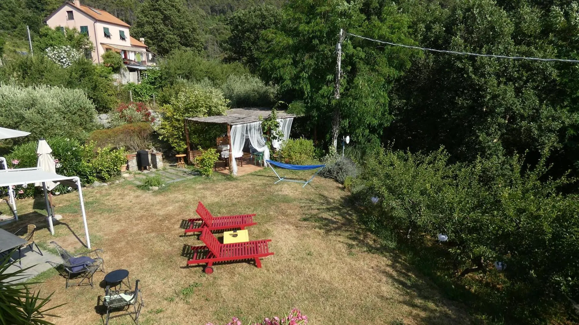 Villa Il Laghello Wood House Framura